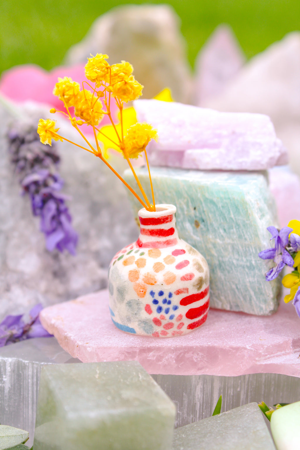 Quinn Ceramic Tiny Vase