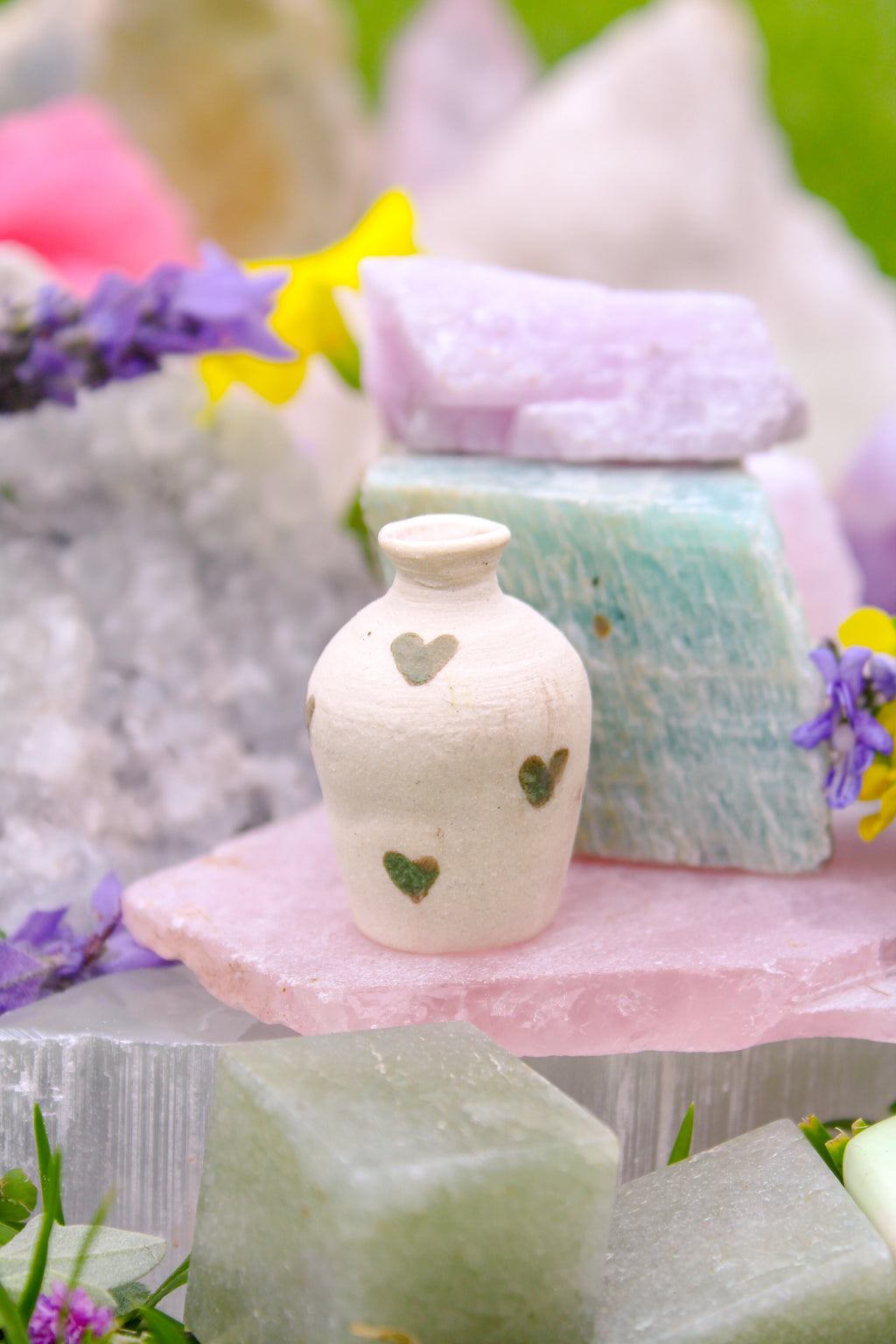 Mabel Ceramic Tiny Vase