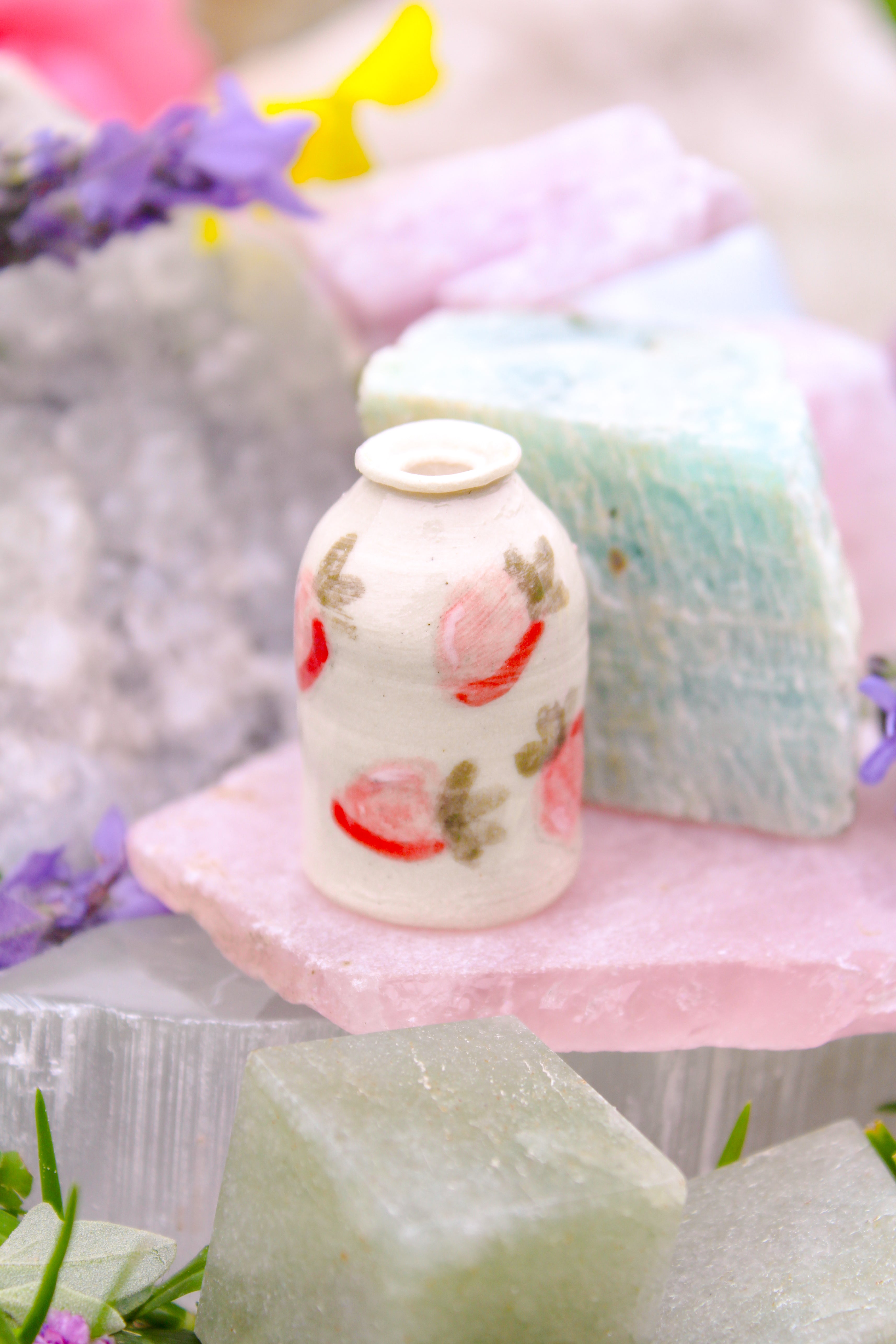 Elsie Ceramic Tiny Vase
