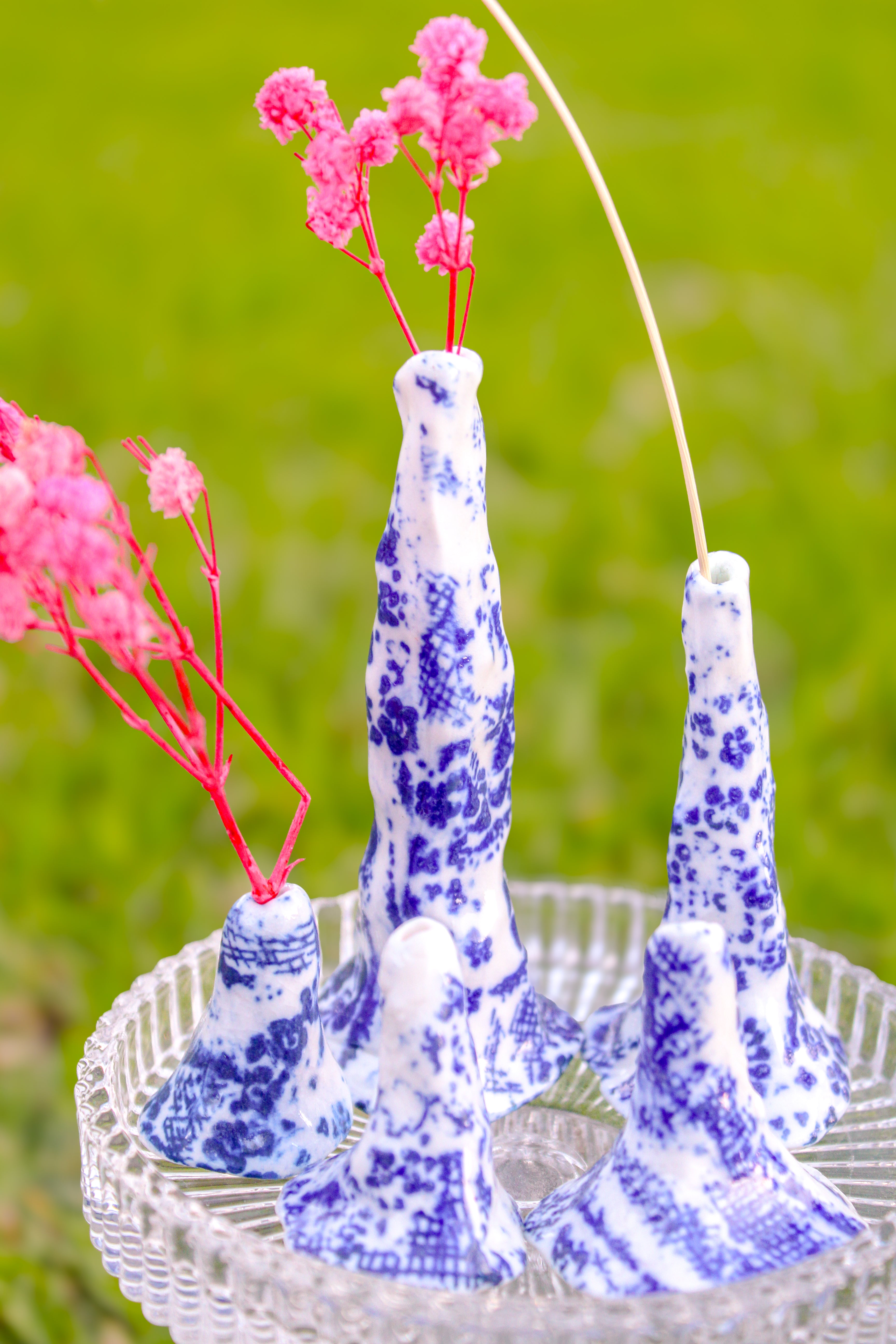 Tara Porcelain Bud Vase in Navy