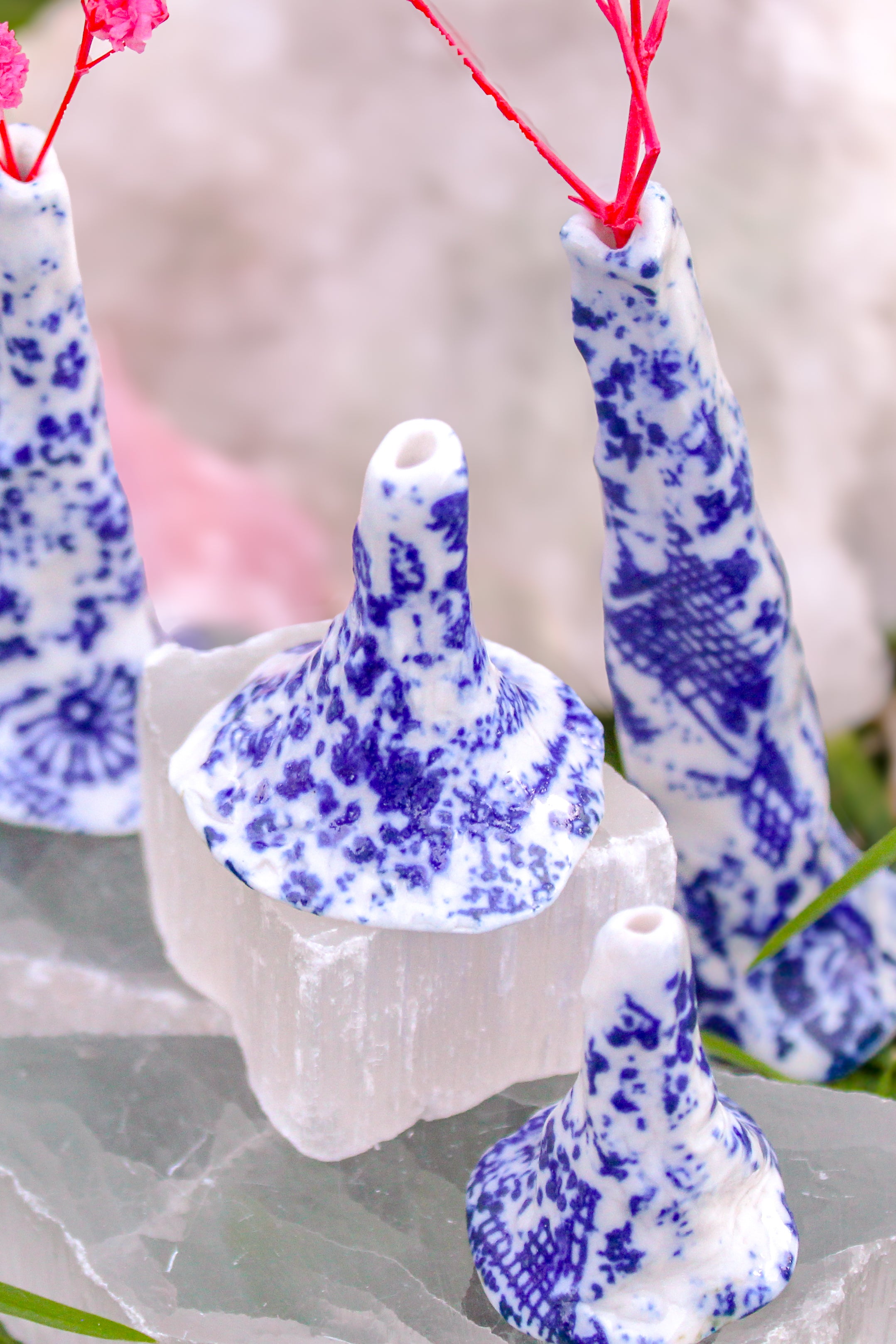 Tara Porcelain Bud Vase in Navy