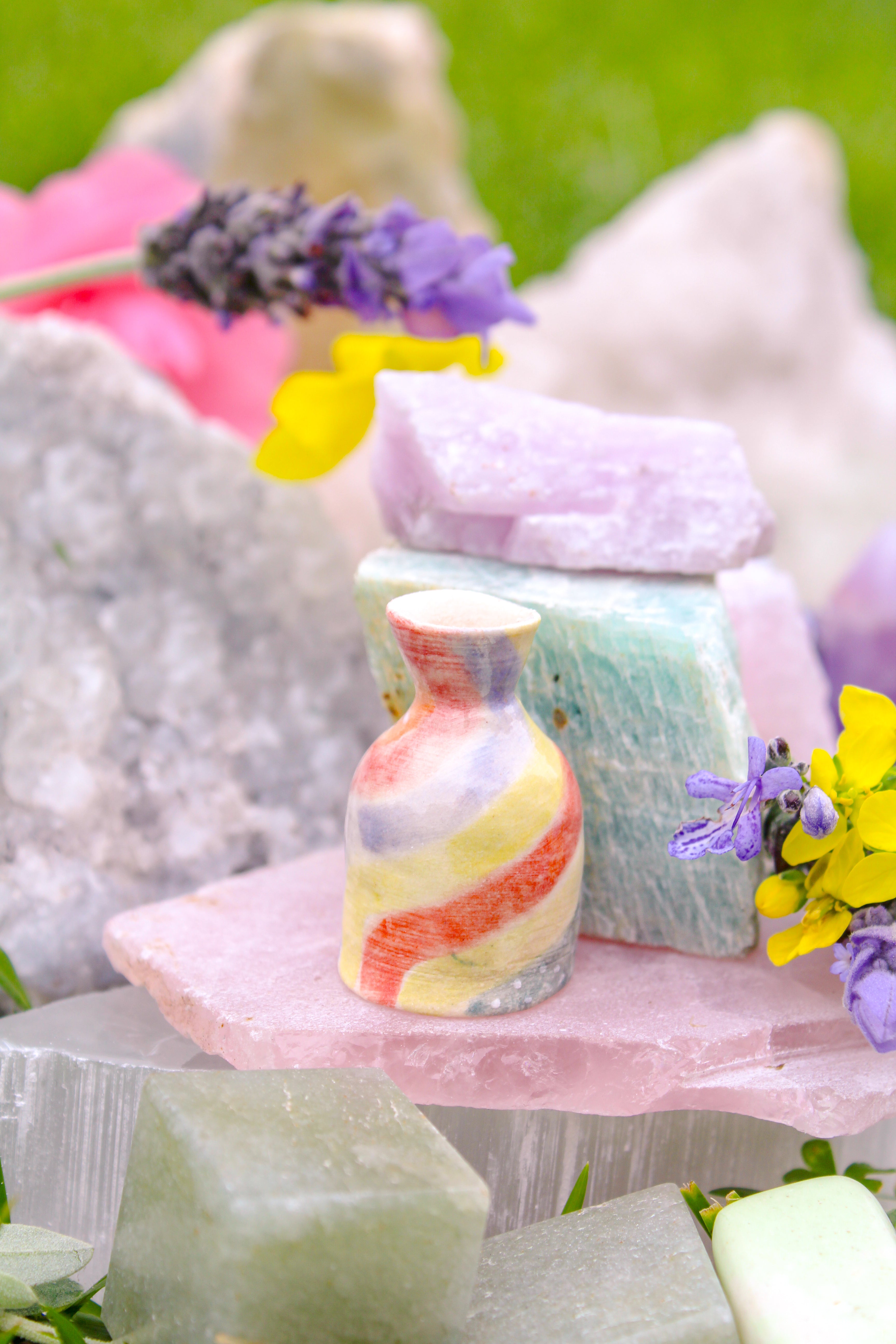 Vivi Ceramic Tiny Vase