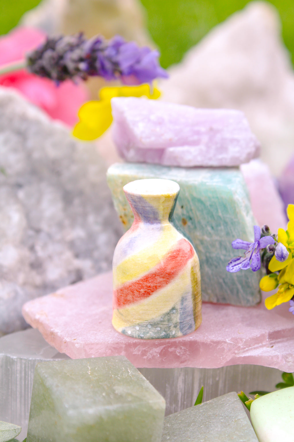 Vivi Ceramic Tiny Vase