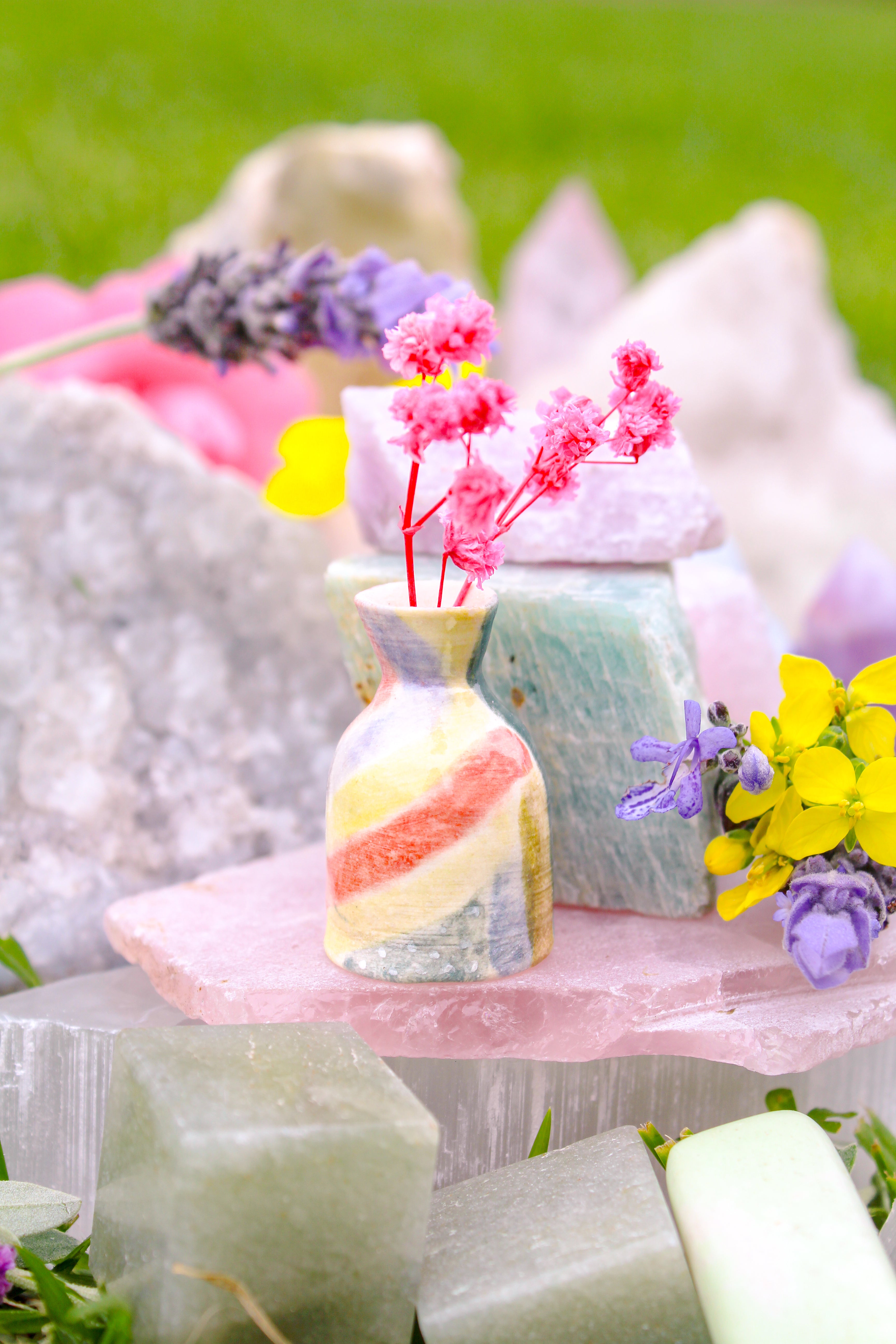 Vivi Ceramic Tiny Vase