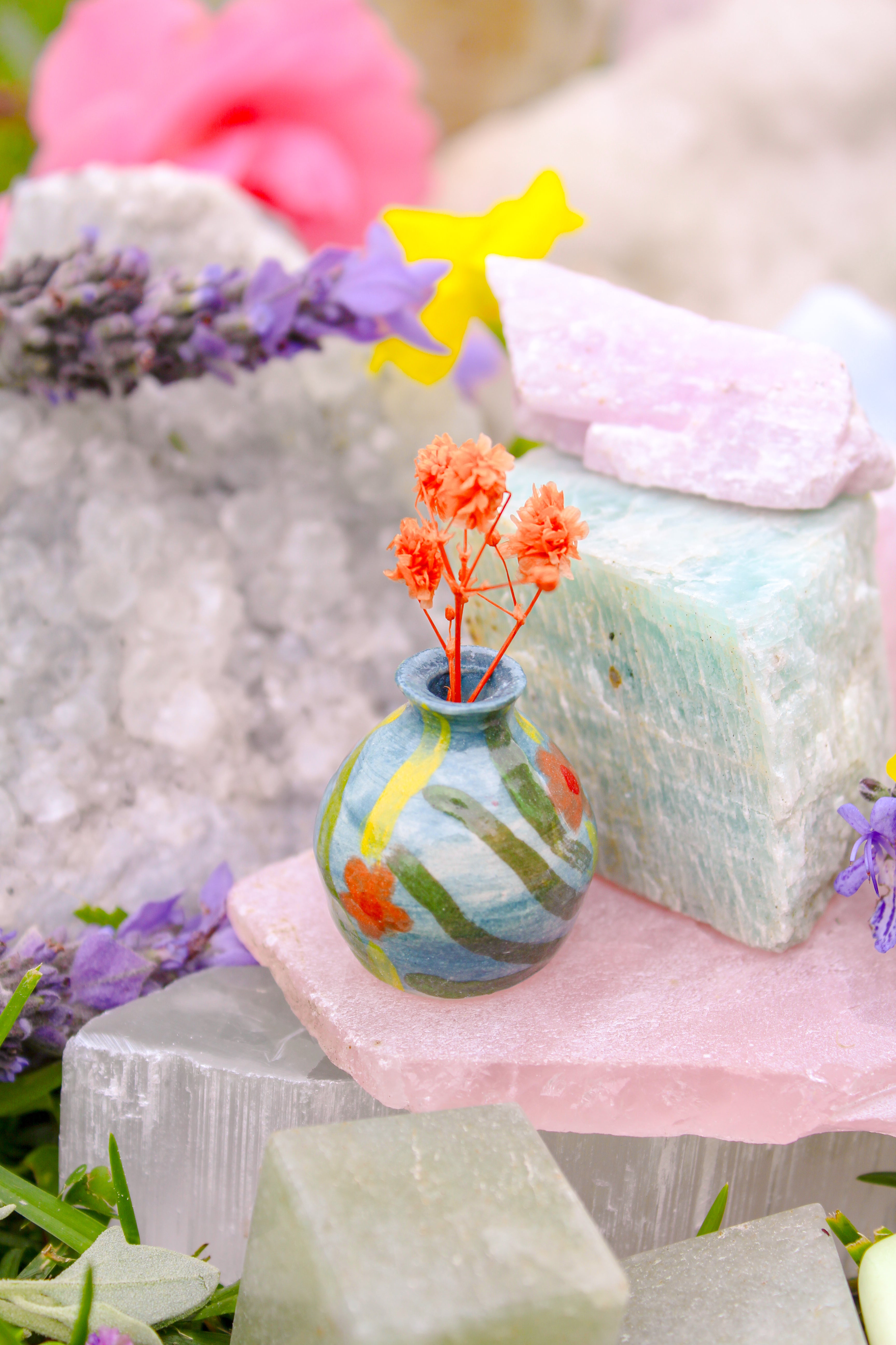 Nikki Ceramic Tiny Vase