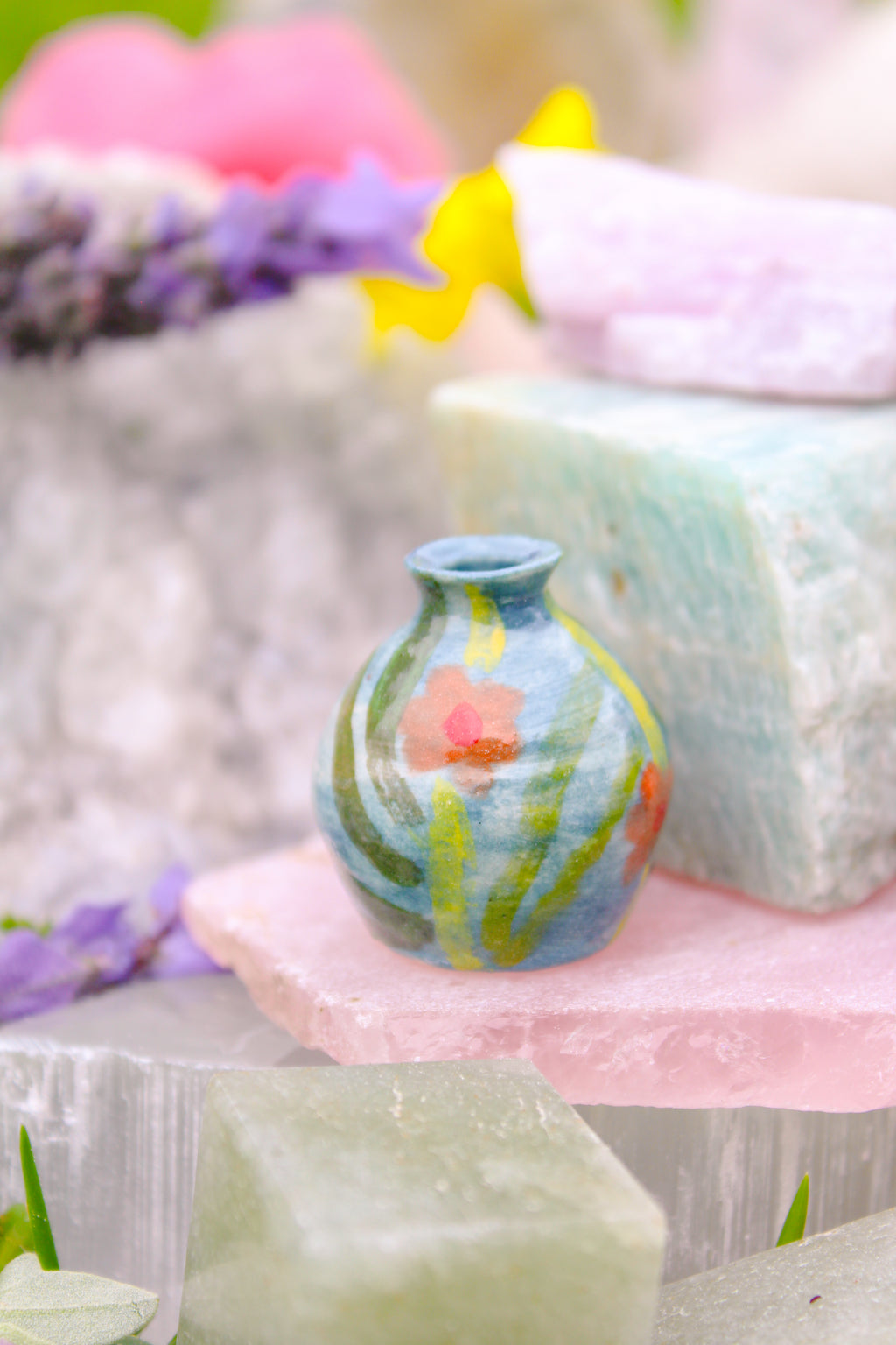 Nikki Ceramic Tiny Vase