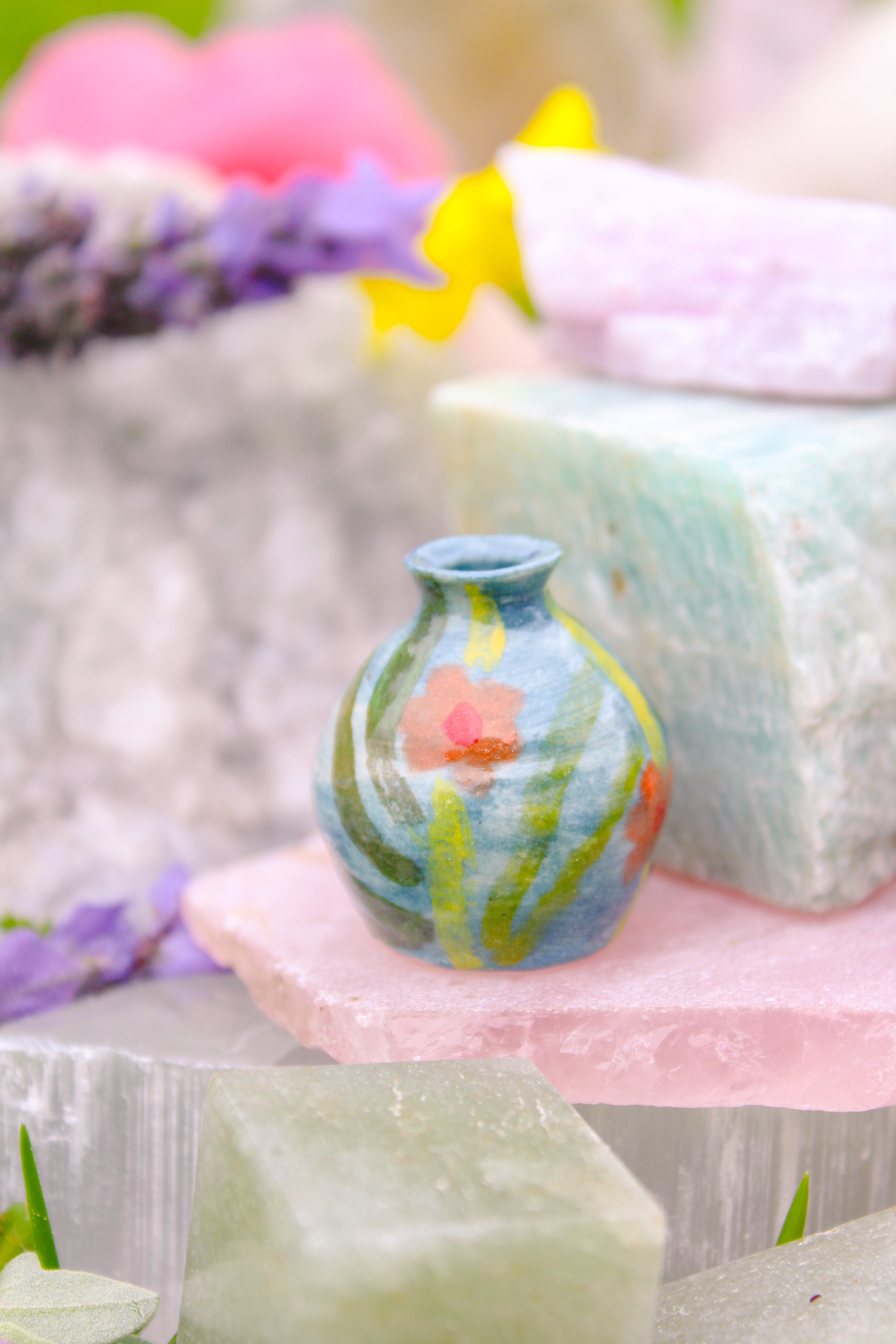 Nikki Ceramic Tiny Vase