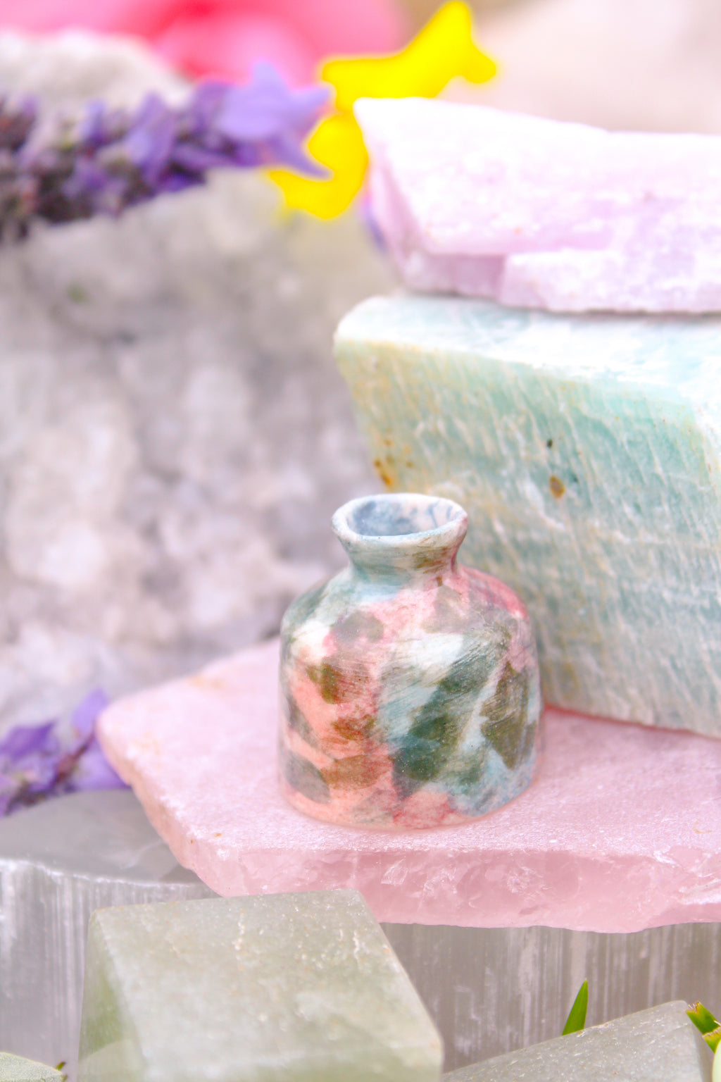 Wren Ceramic Tiny Vase