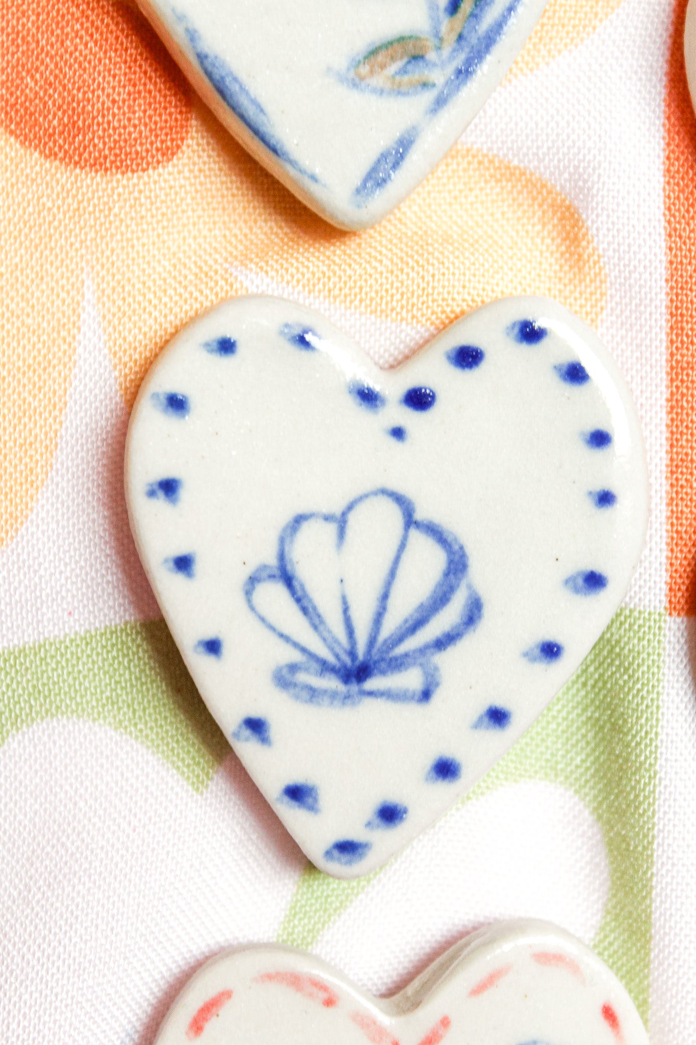 Amara Large Heart Ceramic Magnet in Blue Shell