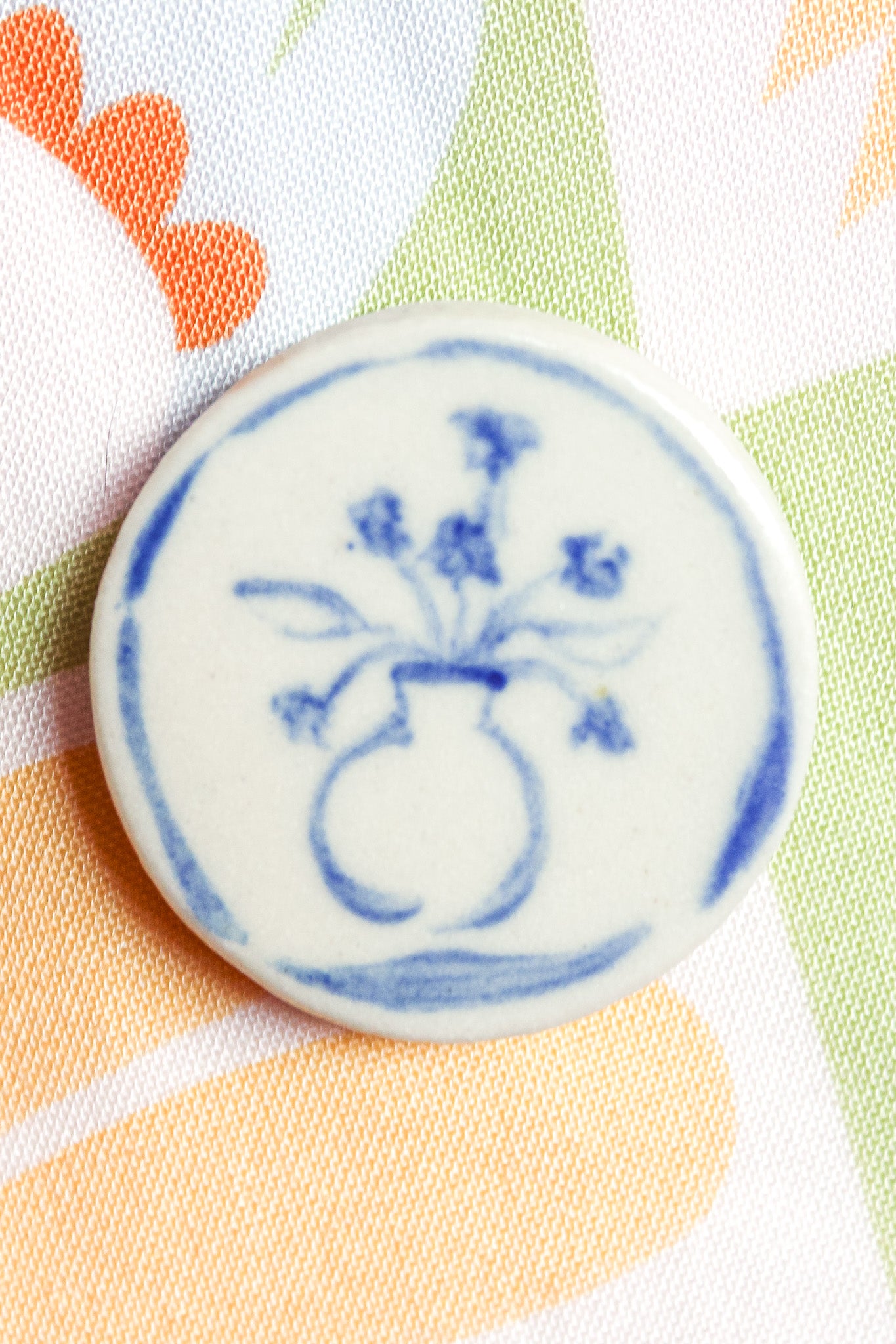 Clara Round Magnet in Wildflower