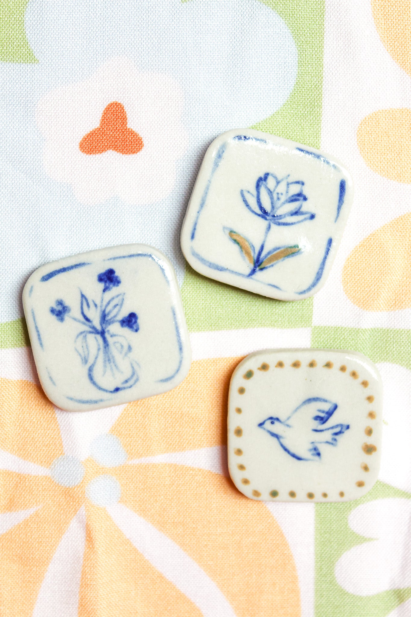 Emilia Rounded Square Ceramic Magnet in Blue Bird