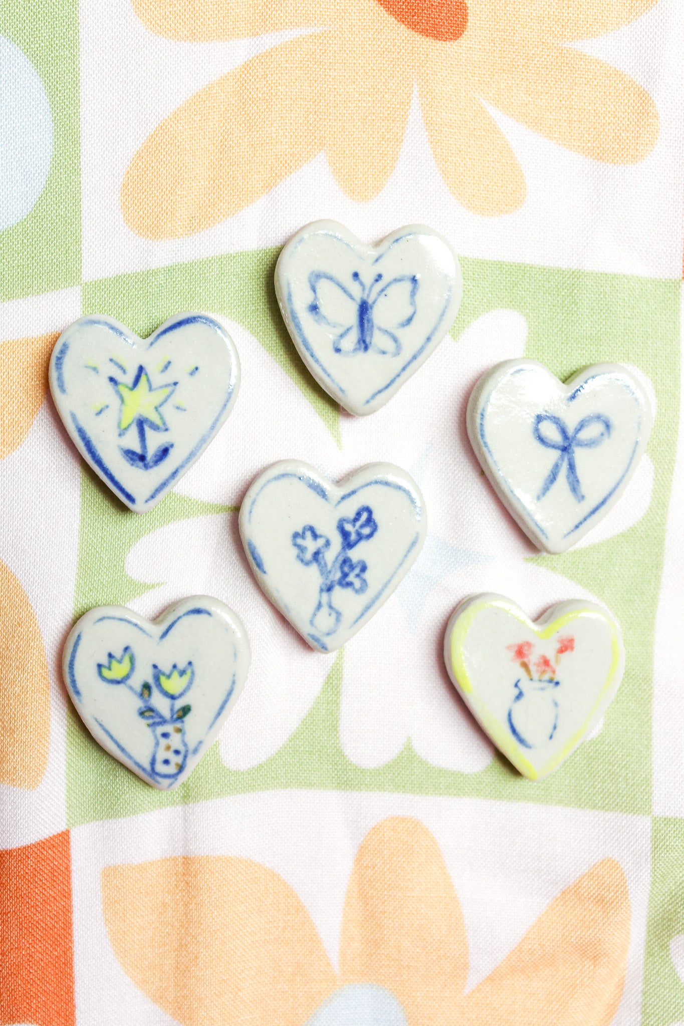 Lottie Small Heart Ceramic Magnet in Yellow Star