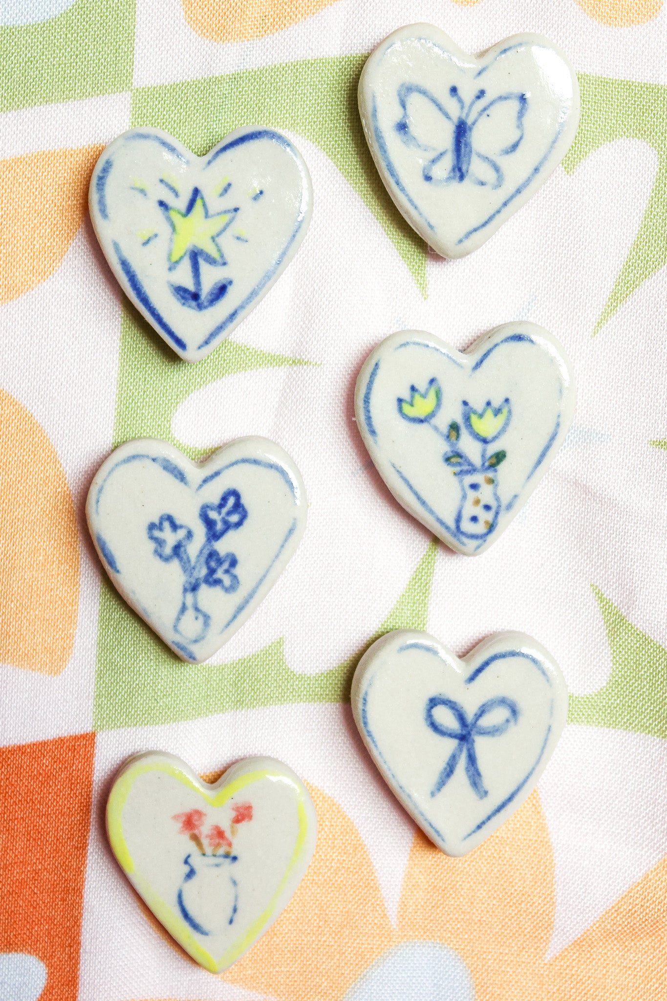 Lottie Small Heart Ceramic Magnet in Yellow Star